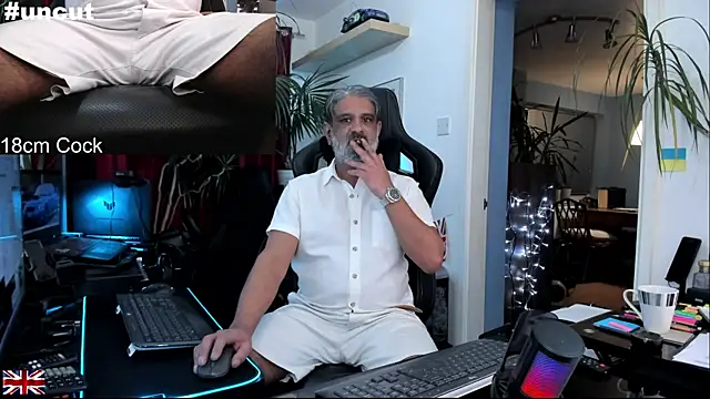 OnlineBossUK online show from November 19, 2025, 9:37 pm