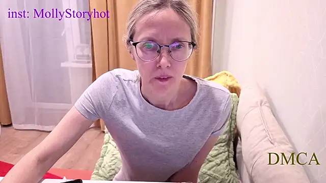 angelmommu online show from March 7, 2026, 7:41 pm