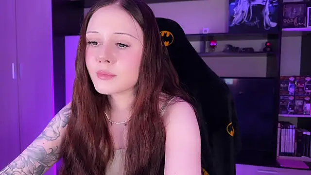 jasminevine online show from February 11, 2026, 6:35 am