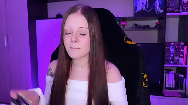 jasminevine online show from March 28, 2026, 8:48 am