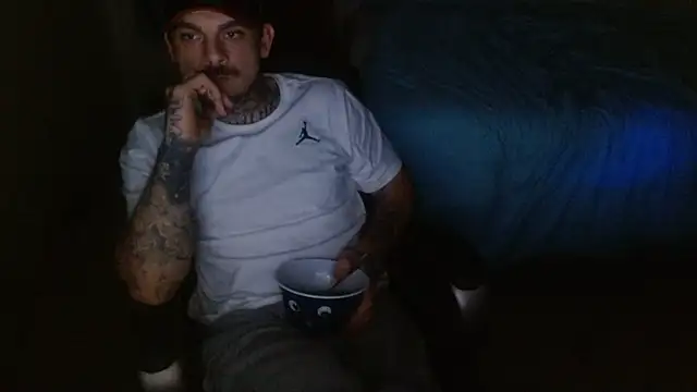 Snapshot of DADDY_KANE8--- chatting on January 9, 2026, 12:06 am DADDY KANE8--- online show from January 9, 2026, 12:06 am