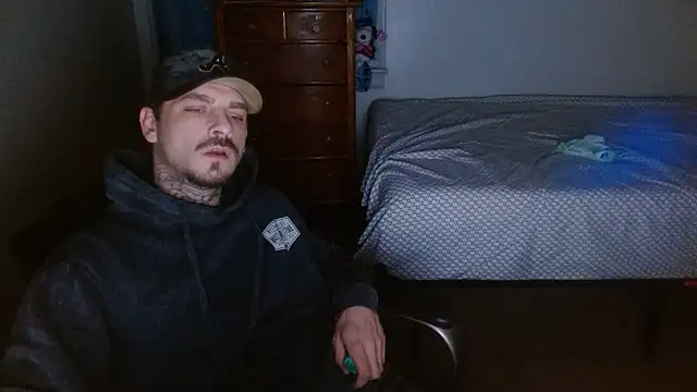 Snapshot of DADDY_KANE8--- chatting on January 12, 2026, 2:07 am DADDY KANE8--- online show from January 12, 2026, 2:07 am