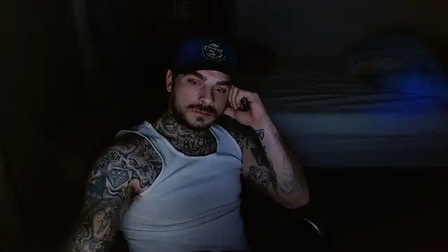 Snapshot of DADDY_KANE8--- chatting on December 23, 2025, 5:18 am DADDY KANE8--- online show from December 23, 2025, 5:18 am