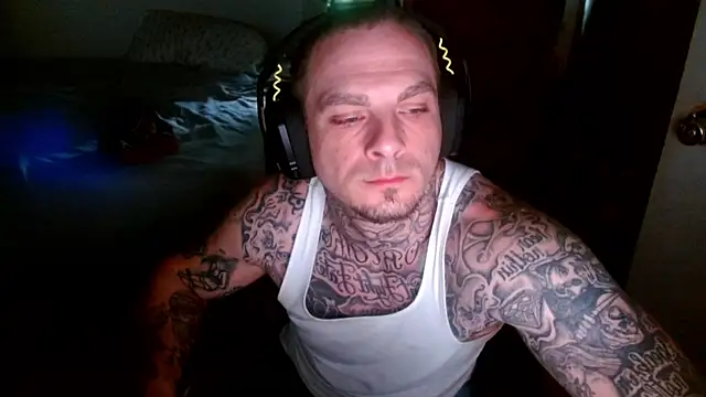 DADDY KANE8--- online show from April 18, 2026, 10:32 pm