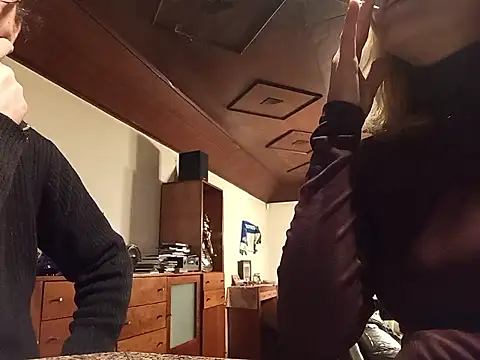 Snapshot of coolkasal chatting on April 13, 2026, 7:40 pm coolkasal online show from April 13, 2026, 7:40 pm