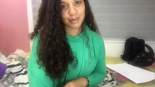 Snapshot of gatubelahot chatting on September 15, 2025, 4:24 am gatubelahot online show from September 15, 2025, 4:24 am