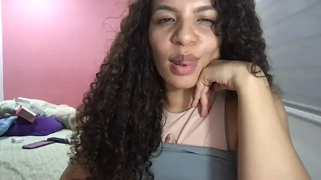 Snapshot of gatubelahot chatting on March 4, 2025, 12:50 am gatubelahot online show from March 4, 2025, 12:50 am