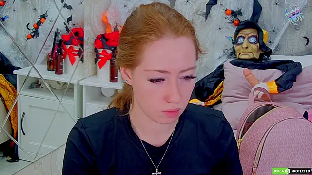 TinaBrook online show from October 23, 2025, 4:00 am