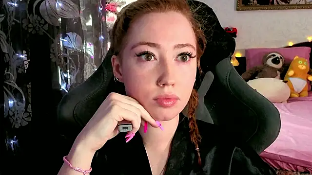 TinaBrook online show from March 2, 2026, 4:46 am