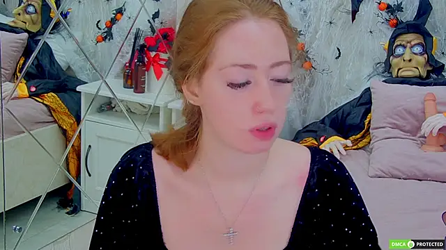 TinaBrook online show from October 24, 2025, 3:49 am