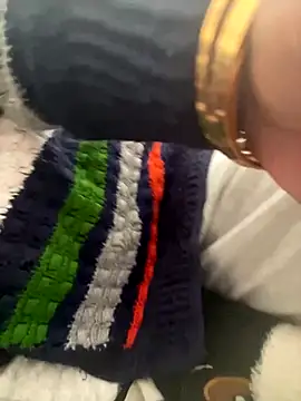 iloss2 online show from November 12, 2025, 11:25 am