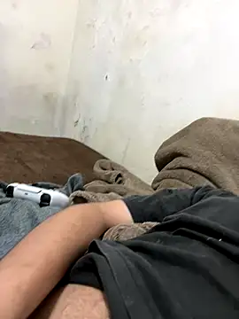 Snapshot of Magosupreme chatting on December 16, 2025, 4:44 pm Magosupreme online show from December 16, 2025, 4:44 pm