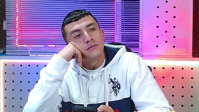 Darko0717 online show from February 28, 2026, 11:48 pm