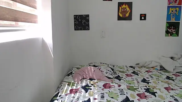 Snapshot of MommyMiaWs chatting on October 23, 2025, 3:21 pm MommyMiaWs online show from October 23, 2025, 3:21 pm