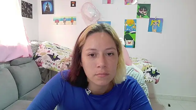 MommyMiaWs online show from April 22, 2026, 3:52 pm