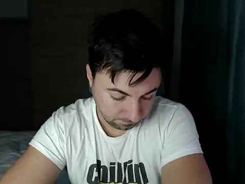 Snapshot of HankMalone chatting on December 18, 2025, 4:50 am HankMalone online show from December 18, 2025, 4:50 am