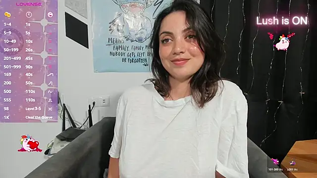 Snapshot of alexysgray chatting on November 16, 2025, 5:17 pm alexysgray online show from November 16, 2025, 5:17 pm