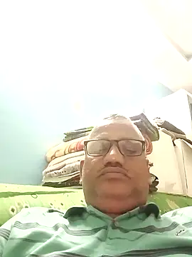 StarPacifist6 online show from December 24, 2024, 4:51 pm