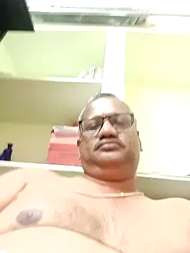 StarPacifist6 online show from December 8, 2024, 7:47 am