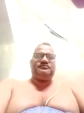 StarPacifist6 online show from March 5, 2025, 4:13 pm