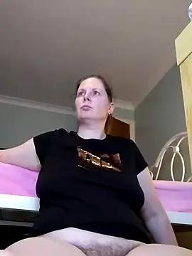 xxSexyBushLinnxx online show from December 25, 2024, 8:07 pm