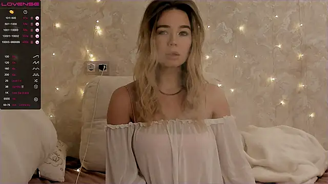 Snapshot of EvaSileZ chatting on November 4, 2025, 3:16 pm EvaSileZ online show from November 4, 2025, 3:16 pm