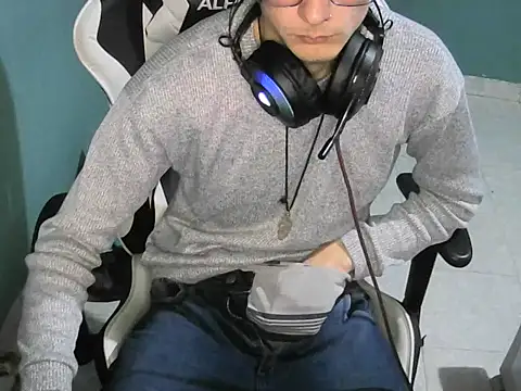 Snapshot of Jughead_16 chatting on September 9, 2025, 2:54 am Jughead 16 online show from September 9, 2025, 2:54 am