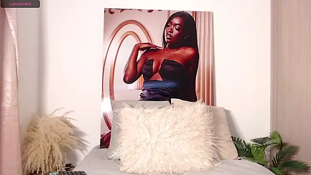 Snapshot of DenisSweet chatting on February 13, 2026, 11:43 am DenisSweet online show from February 13, 2026, 11:43 am