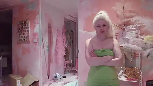 qvncrazy online show from October 2, 2025, 1:47 pm