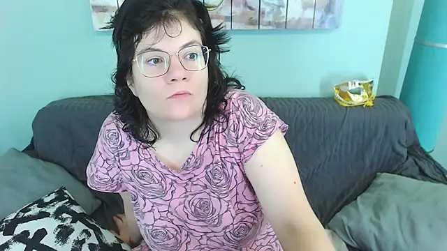 EverlyRays online show from January 29, 2025, 8:51 am