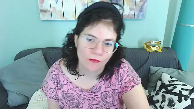 EverlyRays online show from January 15, 2025, 9:56 am