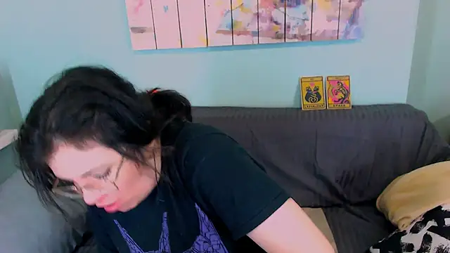 EverlyRays online show from March 24, 2026, 4:18 pm