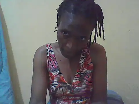 Snapshot of Smillie_prety chatting on November 14, 2025, 1:15 pm Smillie prety online show from November 14, 2025, 1:15 pm