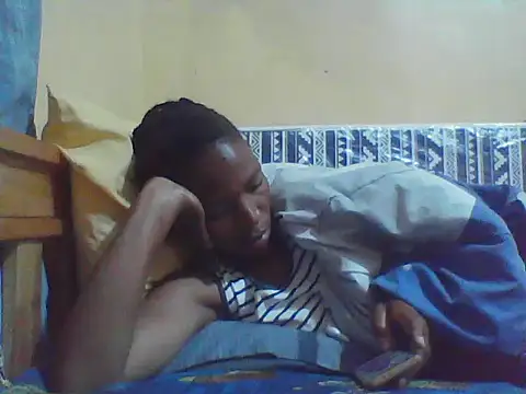 Snapshot of Smillie_prety chatting on May 16, 2026, 3:27 am Smillie prety online show from May 16, 2026, 3:27 am