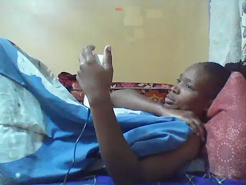 Snapshot of Smillie_prety chatting on June 12, 2026, 3:59 am Smillie prety online show from June 12, 2026, 3:59 am