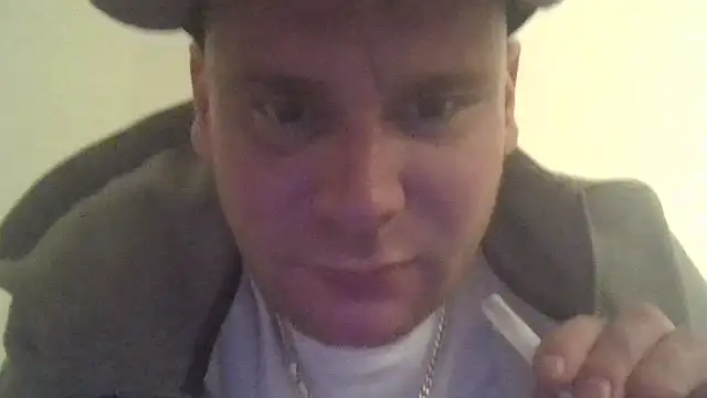 Snapshot of ACABFTP chatting on October 30, 2025, 4:22 am ACABFTP online show from October 30, 2025, 4:22 am