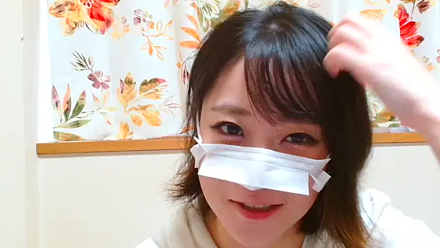 liliyRiSAcha-n online show from October 7, 2025, 6:03 am