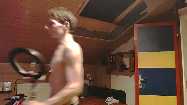 Snapshot of Cridere chatting on March 21, 2025, 4:06 am Cridere online show from March 21, 2025, 4:06 am