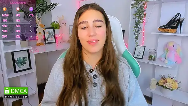  Eliizabeth  online show from October 23, 2025, 9:46 pm