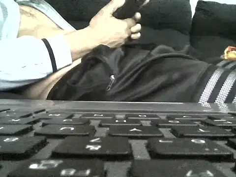 KingZilla2023 online show from December 4, 2025, 11:48 pm