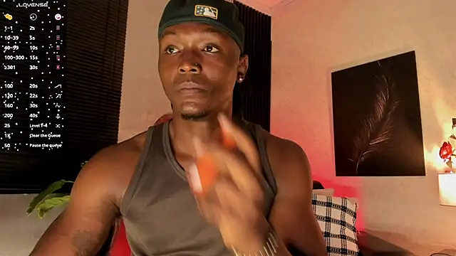 Snapshot of DannSmmith chatting on February 14, 2026, 4:34 am DannSmmith online show from February 14, 2026, 4:34 am