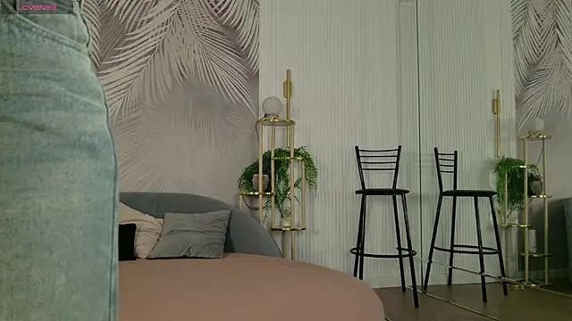 Snapshot of Marie_Diaze chatting on June 29, 2026, 5:03 am Marie Diaze online show from June 29, 2026, 5:03 am