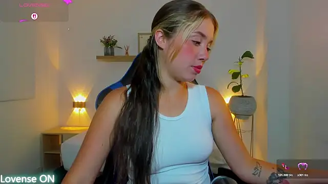 Snapshot of nataly_rodri chatting on August 5, 2026, 6:46 pm nataly rodri online show from August 5, 2026, 6:46 pm
