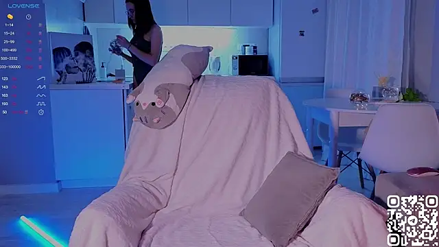 shey1i online show from December 13, 2024, 5:32 pm