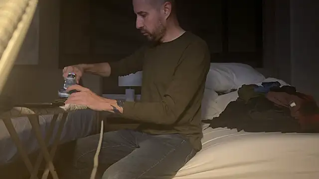 Snapshot of BDDuncanAbaddon chatting on December 4, 2025, 7:07 am BDDuncanAbaddon online show from December 4, 2025, 7:07 am