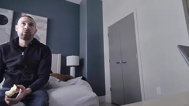 Snapshot of BDDuncanAbaddon chatting on December 2, 2025, 4:30 pm BDDuncanAbaddon online show from December 2, 2025, 4:30 pm