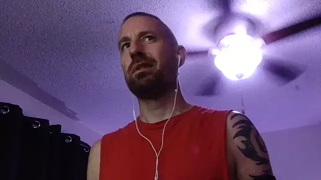 Snapshot of BDDuncanAbaddon chatting on October 28, 2025, 3:29 am BDDuncanAbaddon online show from October 28, 2025, 3:29 am