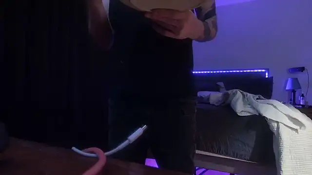 Snapshot of BDDuncanAbaddon chatting on November 8, 2025, 11:52 pm BDDuncanAbaddon online show from November 8, 2025, 11:52 pm