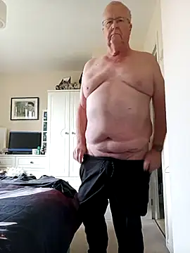 loveeatingcunts online show from May 20, 2026, 12:35 pm