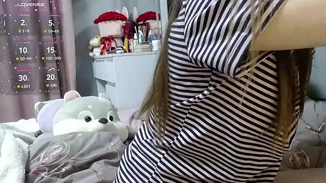 Snapshot of Viktoriiya_bald chatting on November 10, 2025, 1:43 am Viktoriiya bald online show from November 10, 2025, 1:43 am